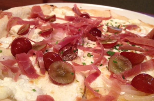 Ella's Wood Fired Pizza 