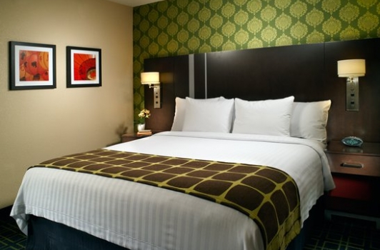 Fairfield Inn & Suites Suites - Chinatown DC